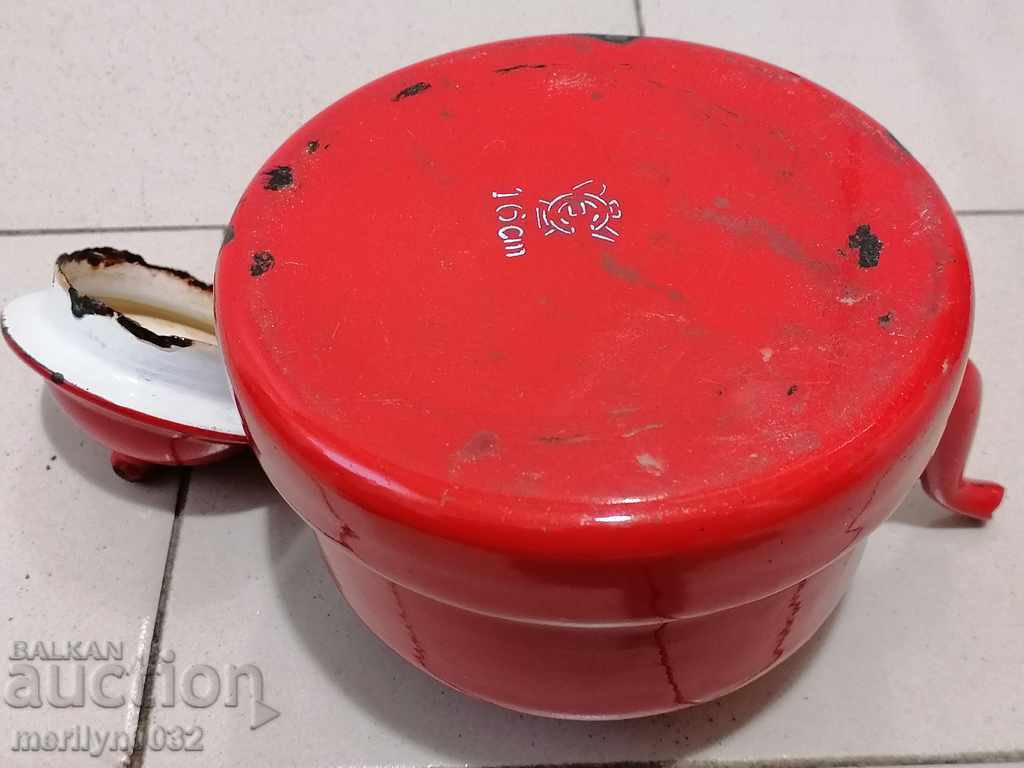 Εμαγιέ τσαγιέρα από την κατσαρόλα με εμαγιέ καφετιέρα - 5 Εμαγιέ τσαγιέρα από την κατσαρόλα με εμαγιέ καφετιέρα - 5