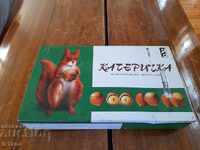 Cutie veche de bomboane de ciocolată Veveriță