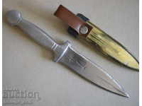 Τουριστικό μαχαίρι