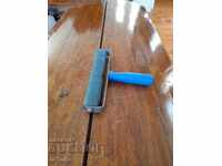 Стар валяк за лепене