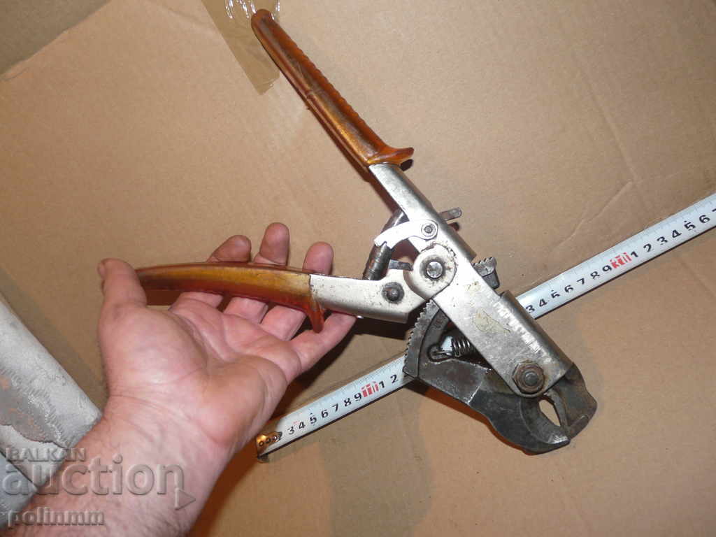 Доставка на Стари кабелни клещи - BAUDAT Доставка на Стари кабелни клещи - BAUDAT