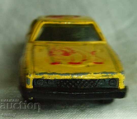 Old stroller model # 8104, metal and plastic with price 3.00 BGN | € 1.53 Old stroller model # 8104, metal and plastic with price 3.00 BGN | € 1.53