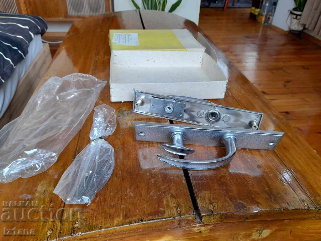 Auction Old metal lock handles Auction Old metal lock handles