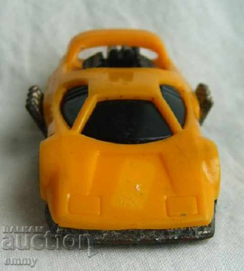 Old stroller model Hot Wheels Mattel 1993 China with price 12.00 BGN | € 6.14