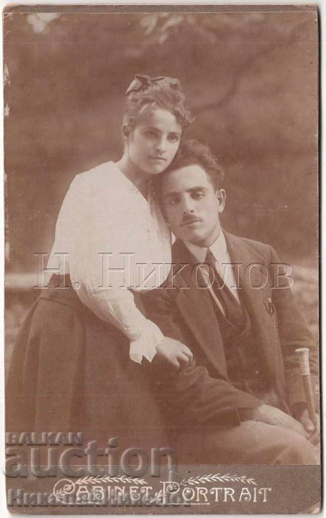 OLD PICTURE CARDBOARD SOFIA S. KNYAZHEVO FAMILY COUPLE B016