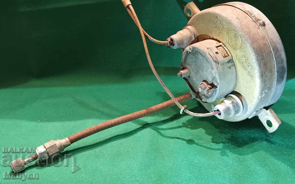 Auction  I am selling an old part for a GAZ21-VOLGA car