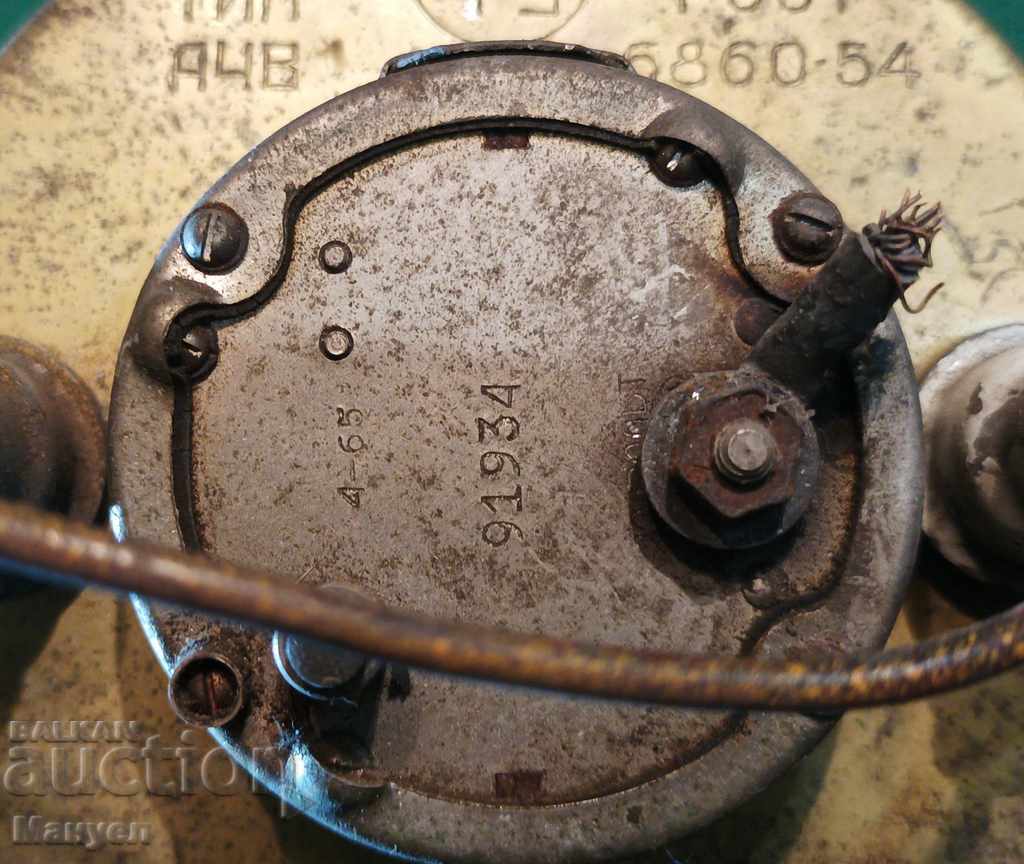 I am selling an old part for a GAZ21-VOLGA car - 6