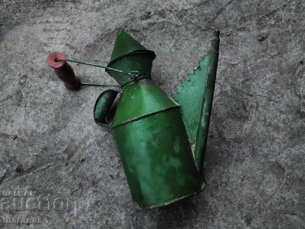 Auction  An old children's toy