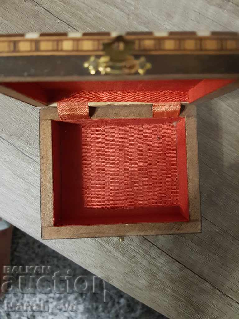 Old wooden jewelry box - 7 Old wooden jewelry box - 7