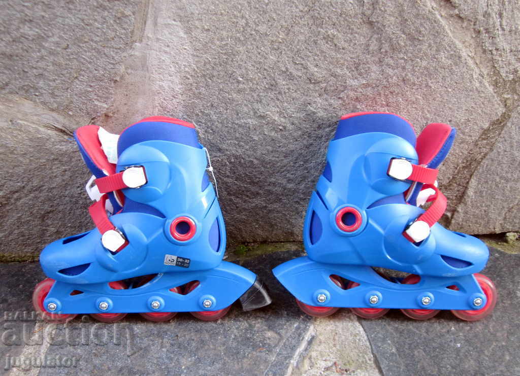 unused brand new children's roller skates oxelo with price 20.00 BGN | € 10.23 unused brand new children's roller skates oxelo with price 20.00 BGN | € 10.23