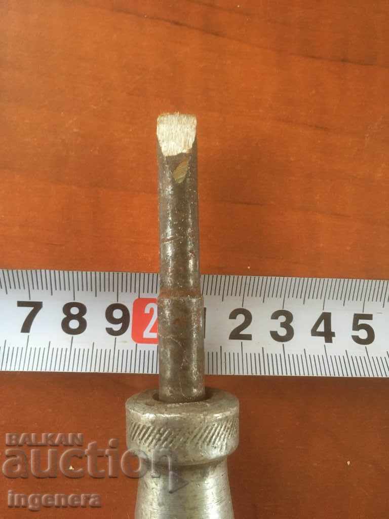 Auction SCREWDRIVER A STRONG AND STRONG TOOL Auction SCREWDRIVER A STRONG AND STRONG TOOL