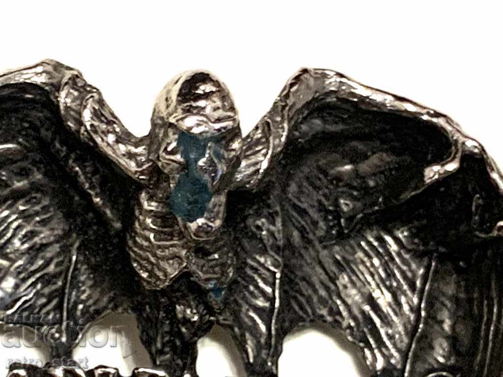 Auction Collectible pendants Iron Maiden England 1992 Auction Collectible pendants Iron Maiden England 1992