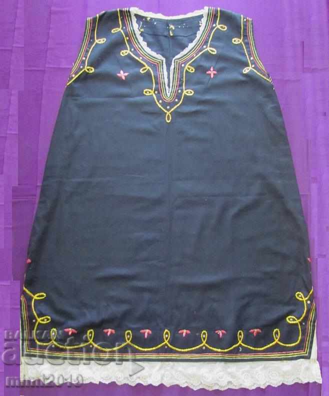 Costum de damă de artă populară din secolul al XIX-lea, broderie manuală
