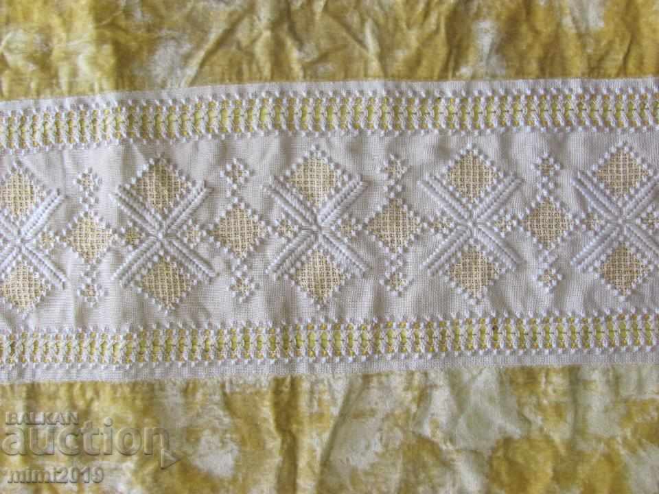 20s Old Square, Tablecloth for velvet and lace with price 90.00 BGN | € 46.02 20s Old Square, Tablecloth for velvet and lace with price 90.00 BGN | € 46.02