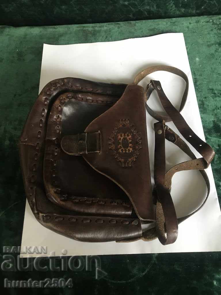 Women's bag, genuine leather with price 49.95 BGN | € 25.54 Women's bag, genuine leather with price 49.95 BGN | € 25.54