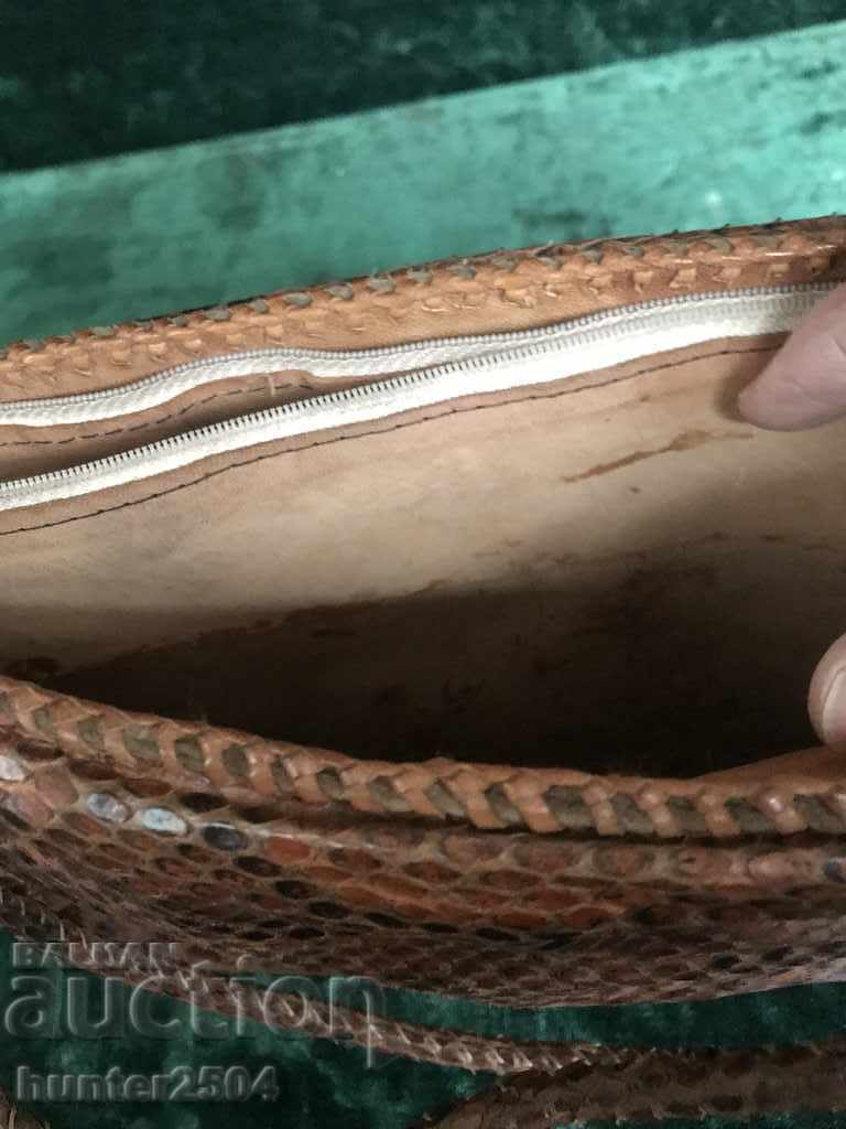 Delivery of Women's bag, genuine leather Delivery of Women's bag, genuine leather