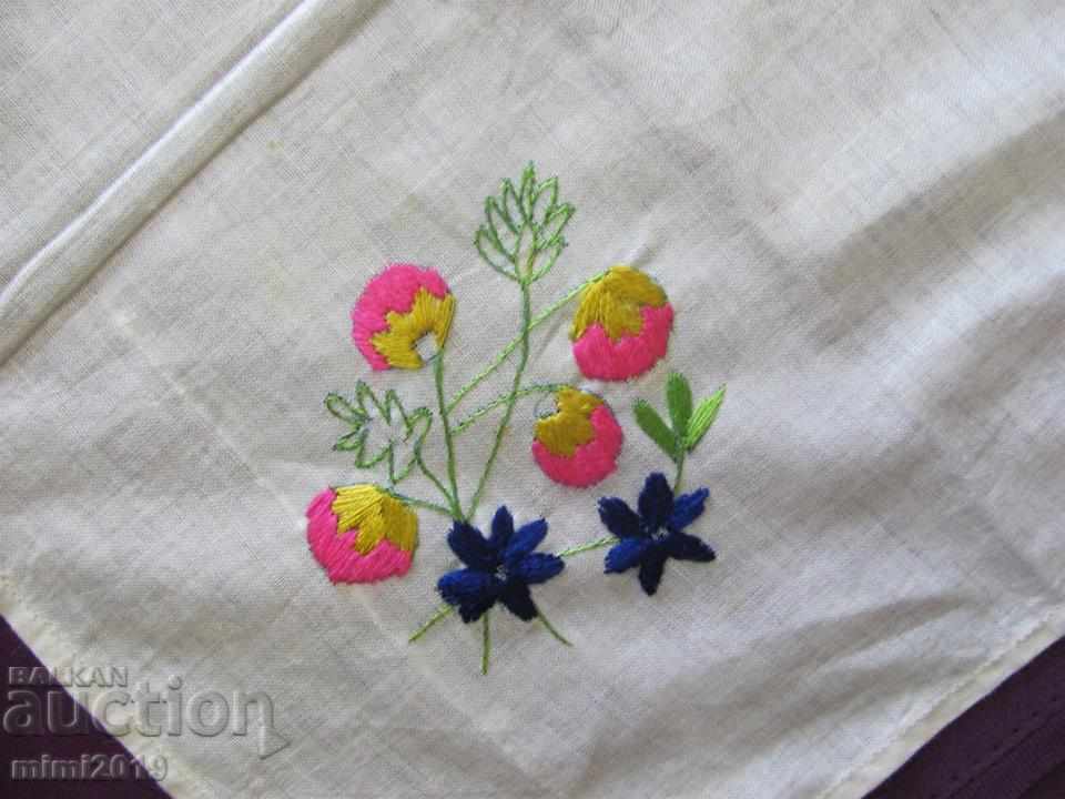 Auction 19th Century Hand Embroidered Square, Tablecloth Auction 19th Century Hand Embroidered Square, Tablecloth