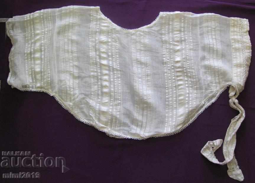 Delivery of Vintic Kenarena Women's Blouse, Cape