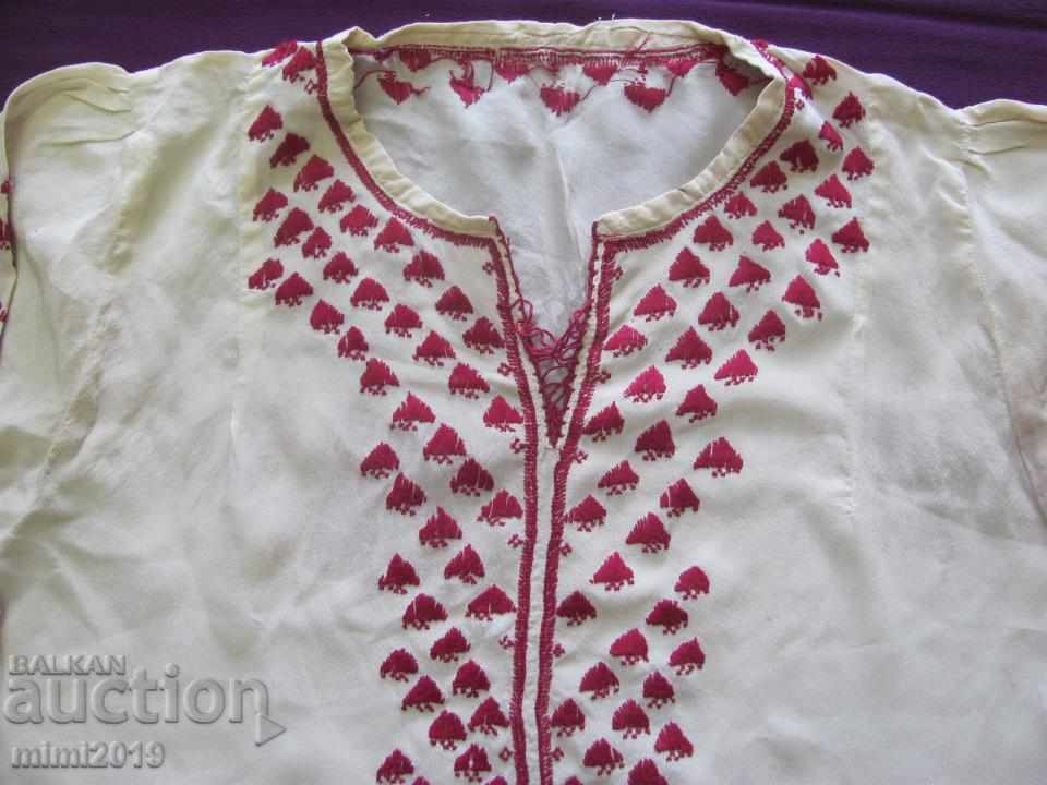 Vintage Silk Women's Shirt hand embroidery with price 50.00 BGN | € 25.56 Vintage Silk Women's Shirt hand embroidery with price 50.00 BGN | € 25.56