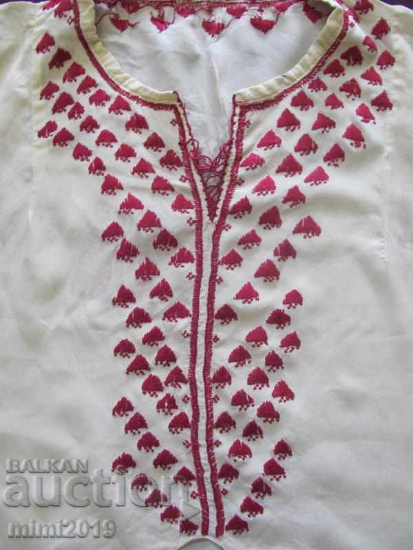 Auction Vintage Silk Women's Shirt hand embroidery Auction Vintage Silk Women's Shirt hand embroidery