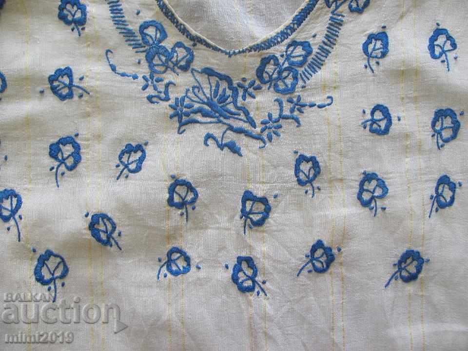 19th Century Hand Embroidered Nightwear Silk Kenar - 5