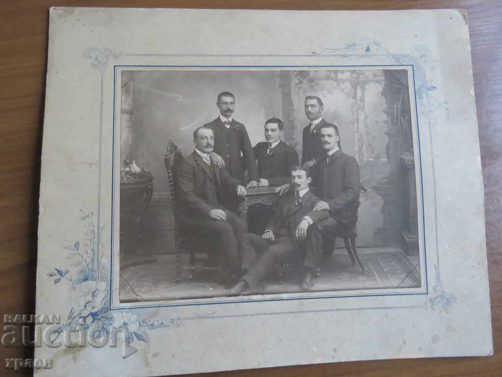 FOTOGRAFIE VECHE - CARTON - MARE 176 cu preț € 17.99 | 35.19 BGN FOTOGRAFIE VECHE - CARTON - MARE 176 cu preț € 17.99 | 35.19 BGN