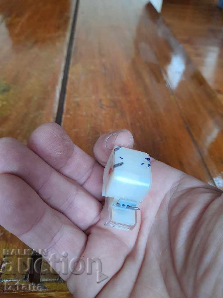 Delivery of Old sound level measuring system, VU meter