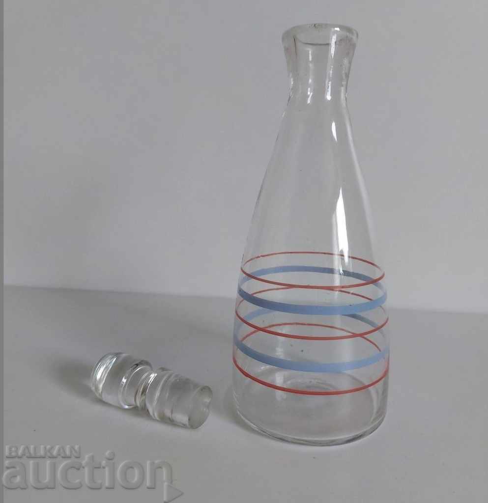 Delivery of OLD GLASS CAFE BOTTLE BOTTLE WINE BRANDY CLEAR WATER Delivery of OLD GLASS CAFE BOTTLE BOTTLE WINE BRANDY CLEAR WATER