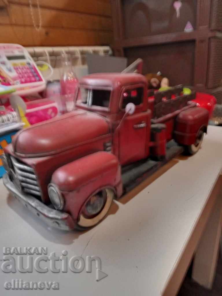 Delivery of metal retro car L300mm Delivery of metal retro car L300mm