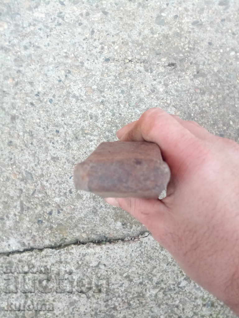 Παράδοση παλιό σφυρί Παράδοση παλιό σφυρί