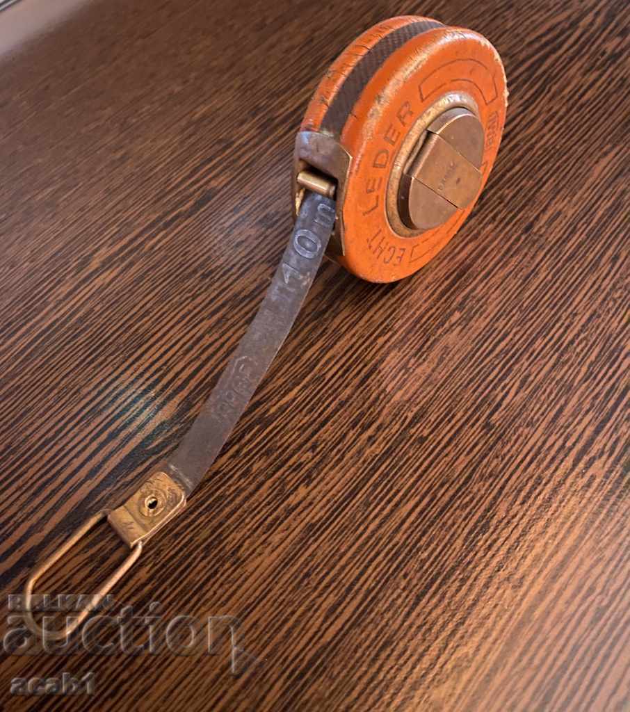 Auction Leather Roulette Soc Auction Leather Roulette Soc