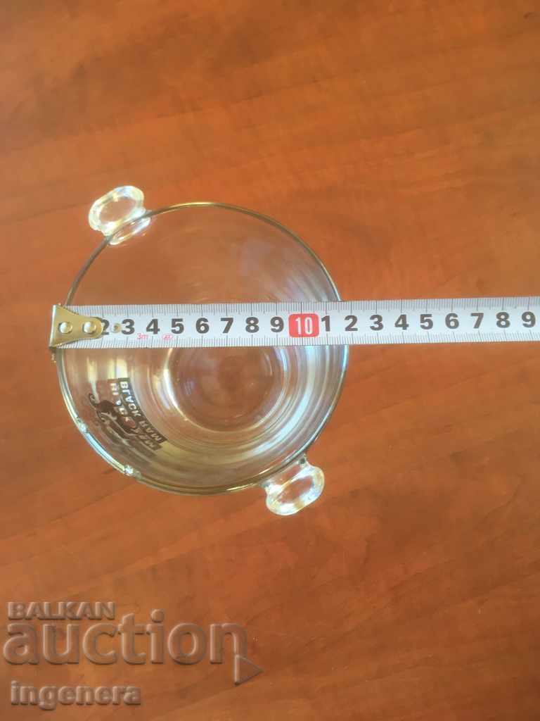 TRIBUNAL DE GHEAȚĂ PENTRU CUPA PUBLICITĂȚĂ DE GEACĂ cu preț 3.00 BGN | € 1.53 TRIBUNAL DE GHEAȚĂ PENTRU CUPA PUBLICITĂȚĂ DE GEACĂ cu preț 3.00 BGN | € 1.53