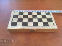 CHESS WOOD BOX AND BOARD - SMALL SIZE
