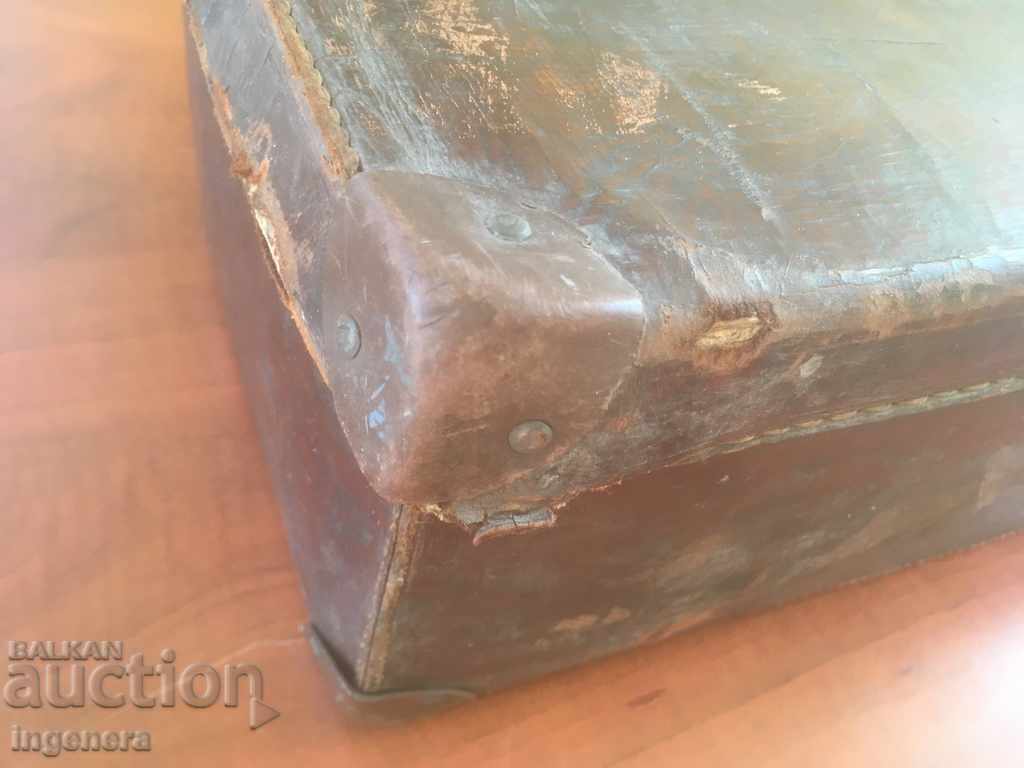 SUITCASE BAG LEATHER VEAL BOXING OLD MEDIUM SIZE - 7 SUITCASE BAG LEATHER VEAL BOXING OLD MEDIUM SIZE - 7