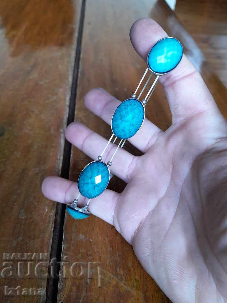 Licitație bratara vechi