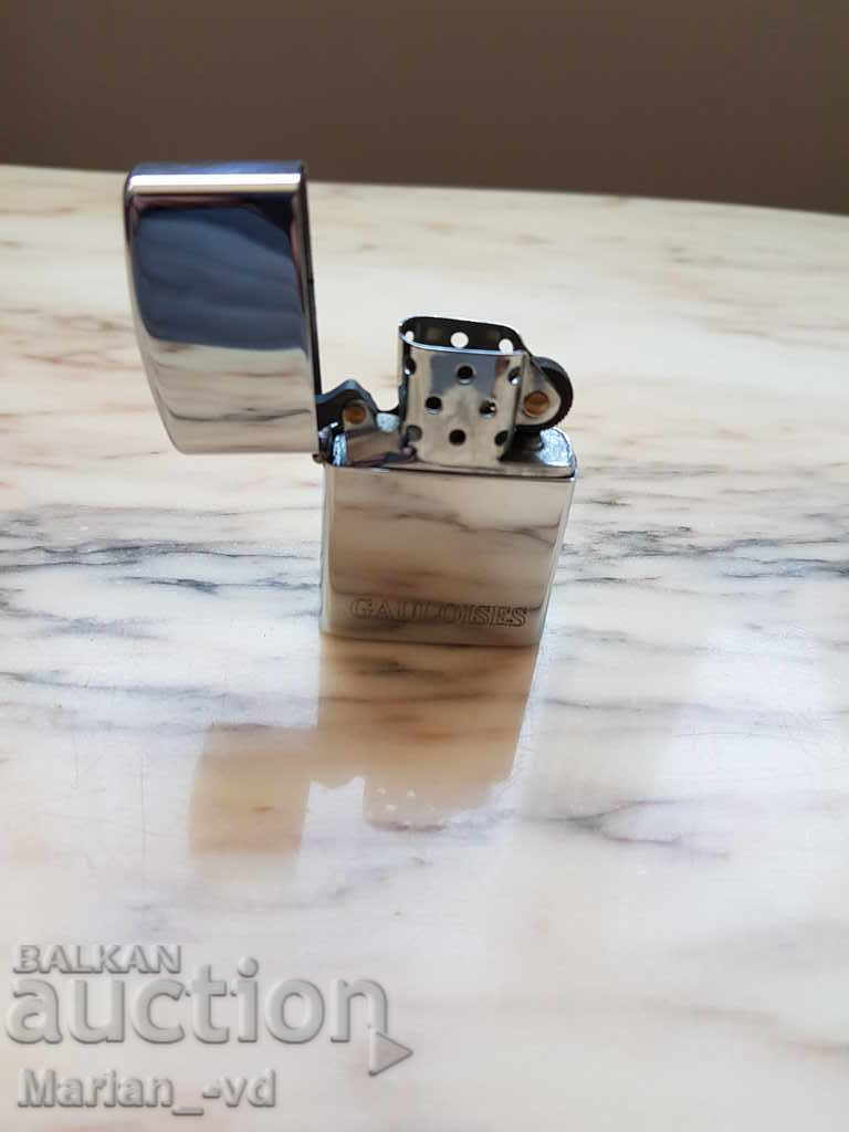 Gas lighter with price 10.00 BGN | € 5.11 Gas lighter with price 10.00 BGN | € 5.11