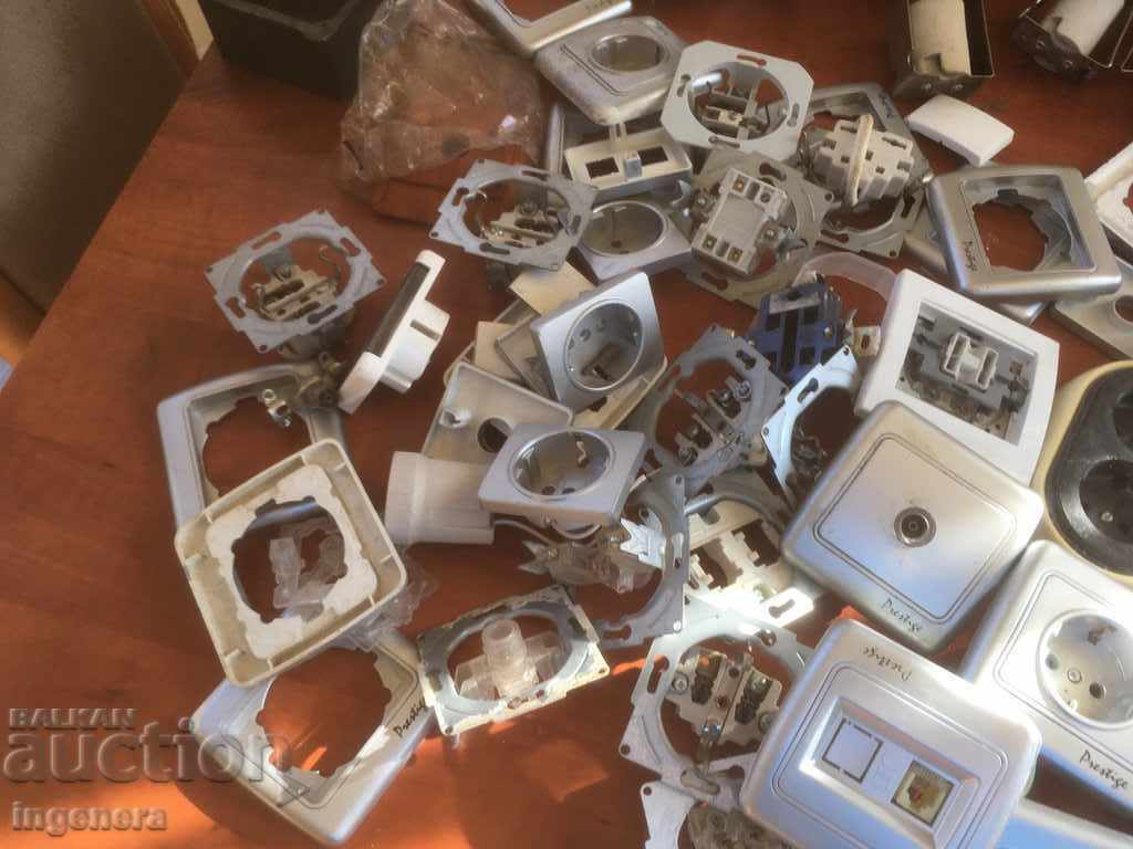 ELECTRIC KEY CONTACT SOCKETS LAMPS BULBS PARTS - 6 ELECTRIC KEY CONTACT SOCKETS LAMPS BULBS PARTS - 6