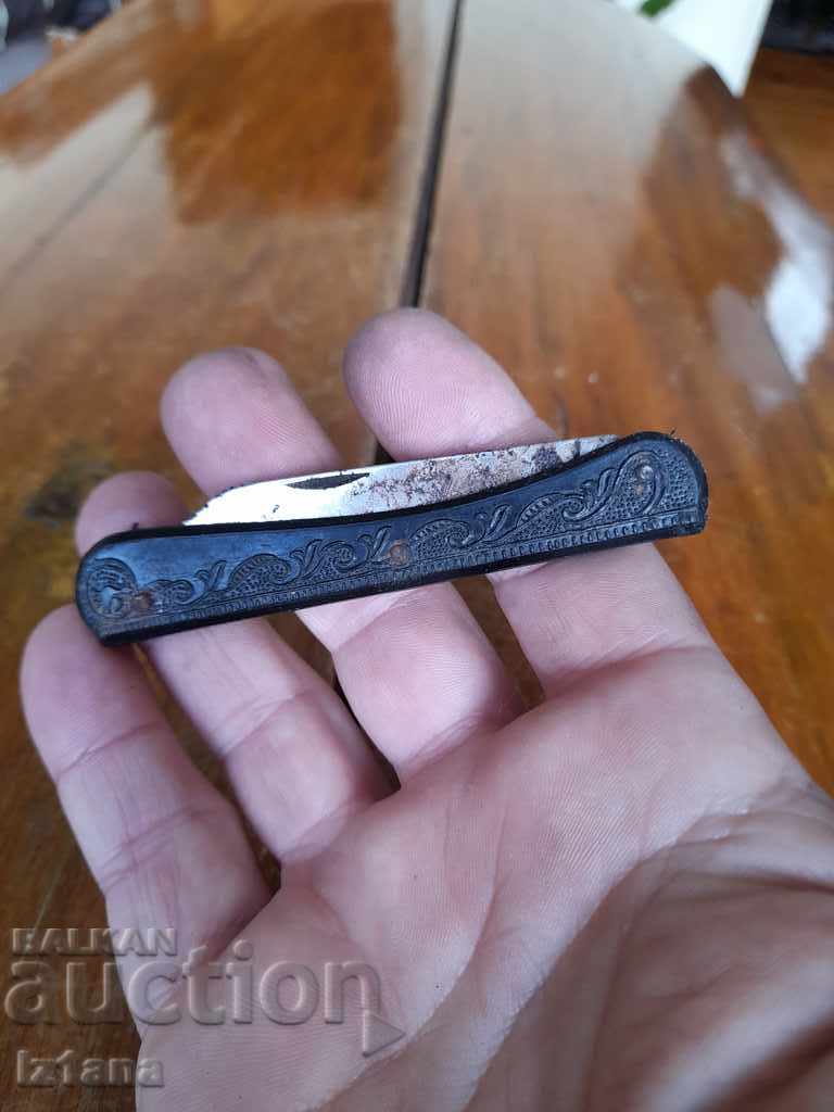 Old Russian pocket knife, knife with price 15.00 BGN | € 7.67