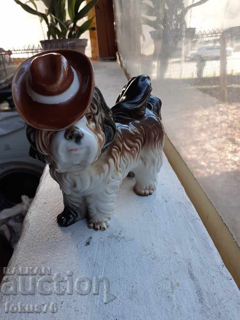 Collector's porcelain figure statuette Pintado a Mano with price 90.00 BGN | € 46.02 Collector's porcelain figure statuette Pintado a Mano with price 90.00 BGN | € 46.02