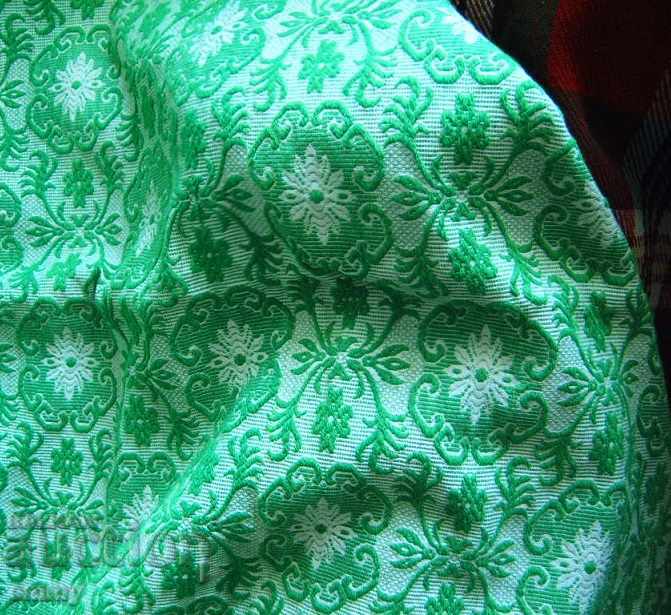 Woolen woven bed cover, 1970s - 200 x 200 cm with price 55.00 BGN | € 28.12 Woolen woven bed cover, 1970s - 200 x 200 cm with price 55.00 BGN | € 28.12