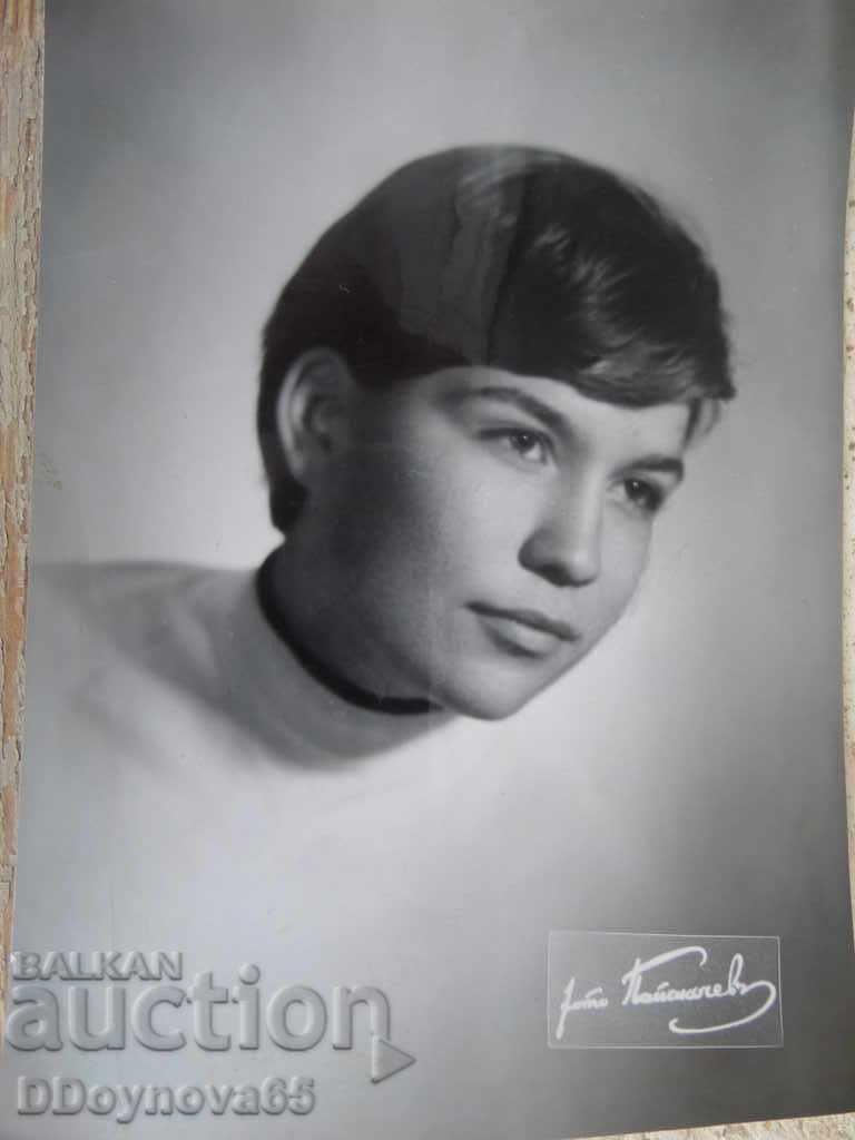 photo by Papakochev photo by Papakochev