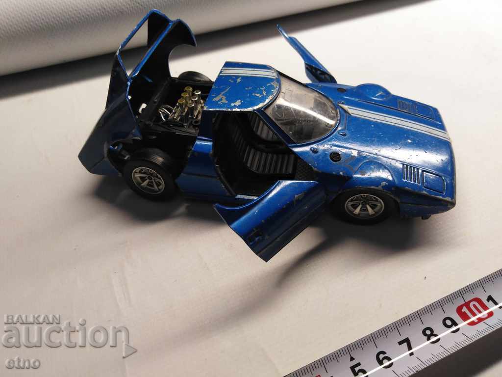 Delivery of BURAGO LANCIA STRATOS 1/24, ITALIAN toy, toys Delivery of BURAGO LANCIA STRATOS 1/24, ITALIAN toy, toys