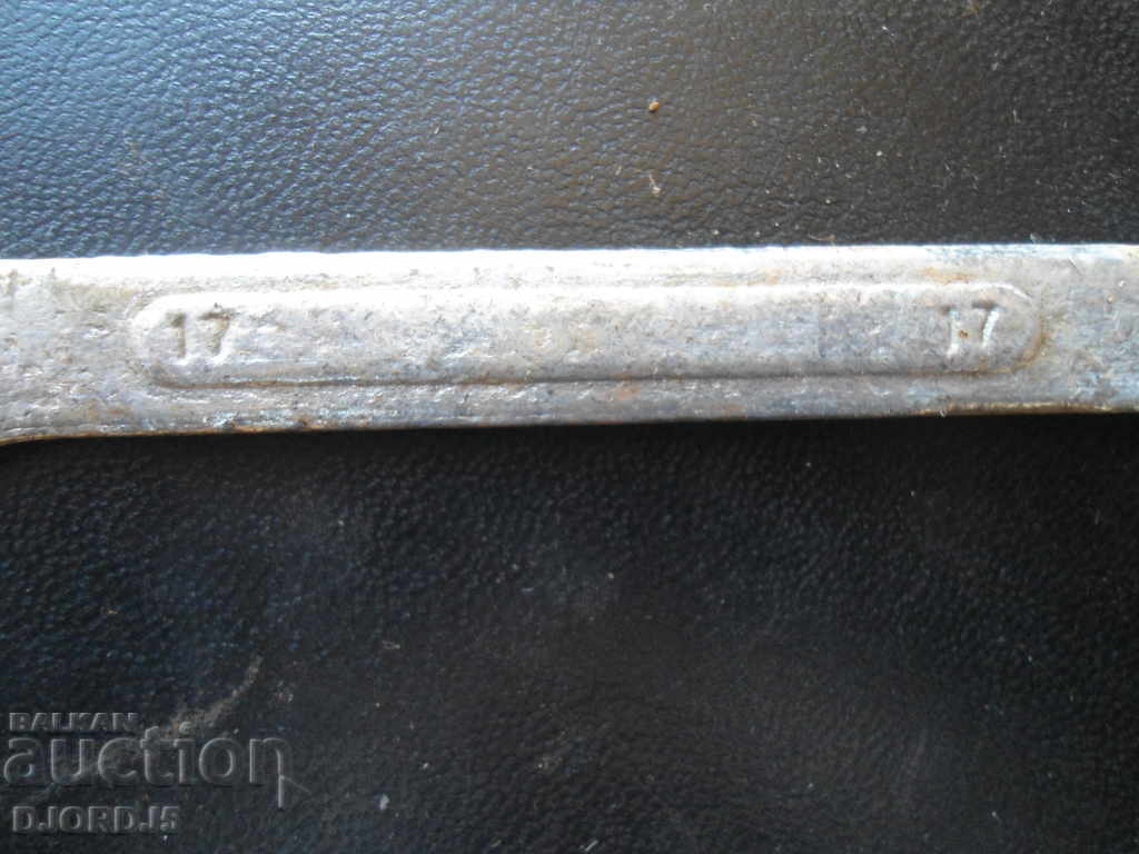 Auction Old key, markings Auction Old key, markings