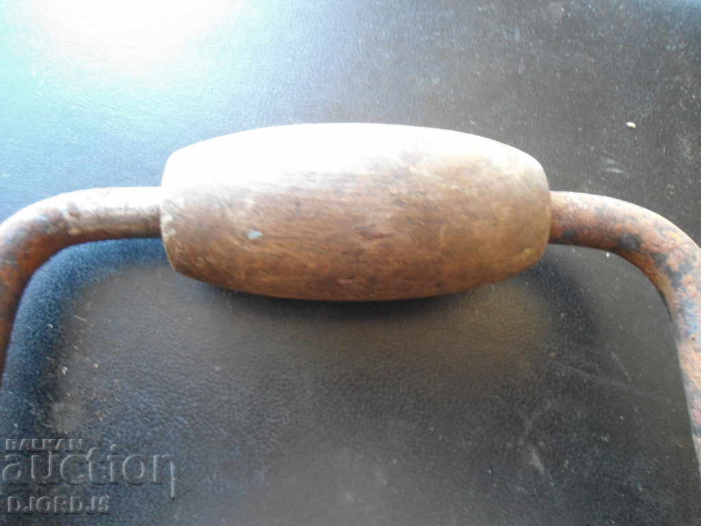 Delivery of An old tool, a drill, a mattock Delivery of An old tool, a drill, a mattock