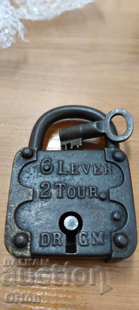 OLD LARGE GERMAN PADLOCK D.R.G.M with price 120.00 BGN | € 61.36 OLD LARGE GERMAN PADLOCK D.R.G.M with price 120.00 BGN | € 61.36