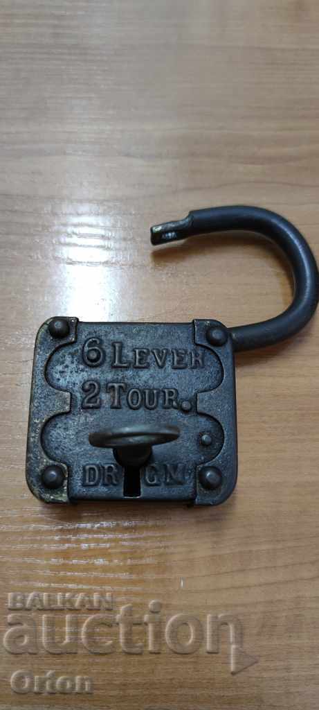Auction OLD LARGE GERMAN PADLOCK D.R.G.M Auction OLD LARGE GERMAN PADLOCK D.R.G.M