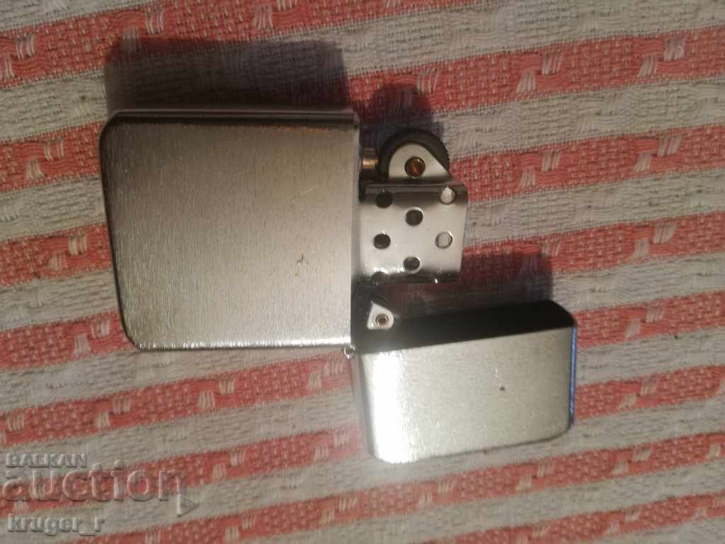 Δημοπρασία Ένας παλιός αναπτήρας Δημοπρασία Ένας παλιός αναπτήρας