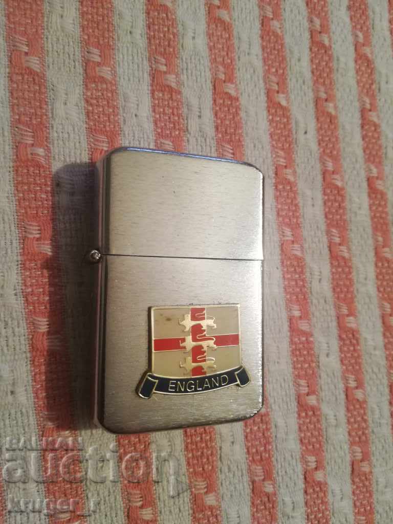 Ένας παλιός αναπτήρας Ένας παλιός αναπτήρας