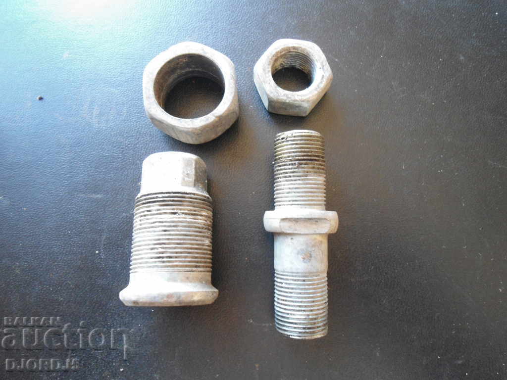 Delivery of Old screws, nuts, thread