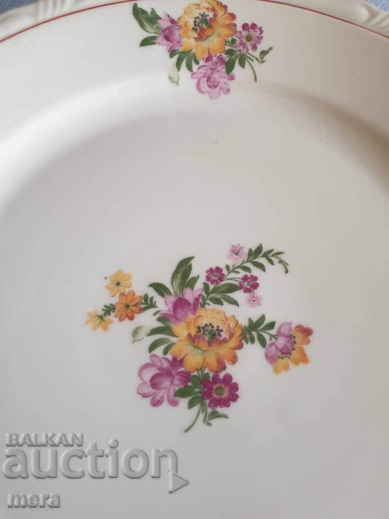 Porcelain Bulgarian plateau with price 22.00 BGN | € 11.25 Porcelain Bulgarian plateau with price 22.00 BGN | € 11.25